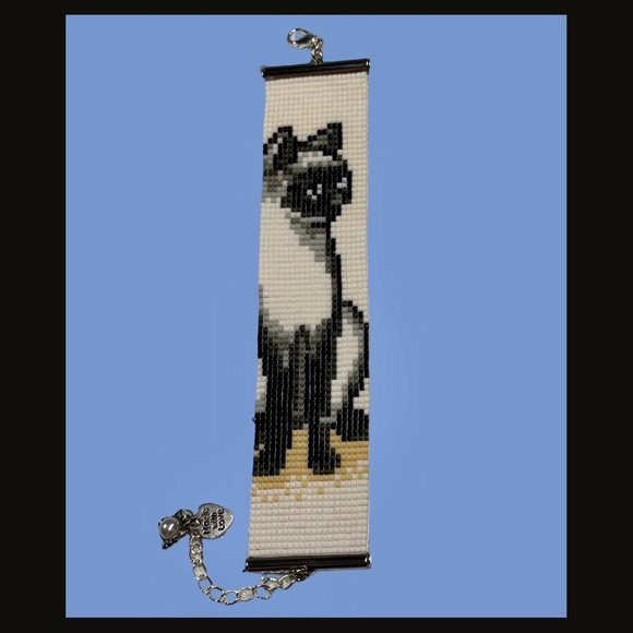 Siamese Cat Beaded Loom Cuff Bracelet, Adjustable 6.6 to 8.6” - Hand Crafted - Picture 1 of 8